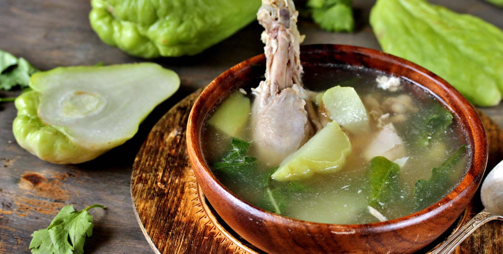 Best Filipino Soups - Tinola